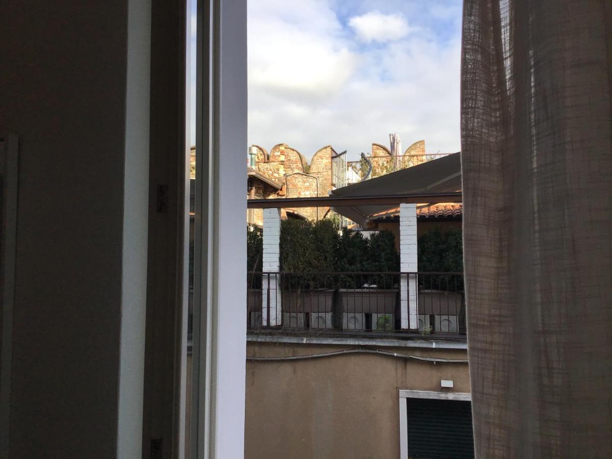 A Due Passi Da Giulietta-Casa Montecchi Verona Exterior foto